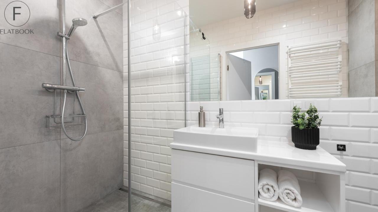 Flatbook - City Center Spa Apartments Torunska 그단스크 외부 사진